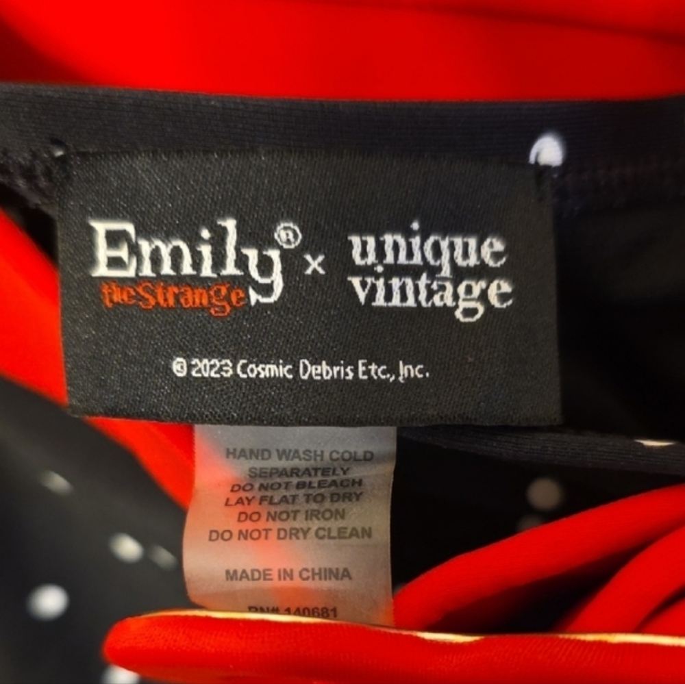 Unique Vintage Red Top w/Black Cat & Pink Heart Print Bikini, Emily the Strange - Picture 13 of 16